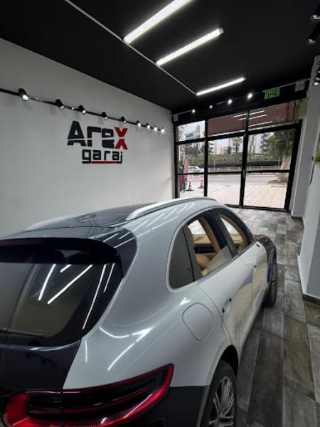 Arex Garaj – İzmir Bayraklı Profesyonel PPF & Araç Kaplama Merkezi fotoğraf 1