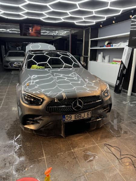 UZMAN GARAGE - İzmir PPF Kaplama - İzmir Cam Filmi fotoğraf 1