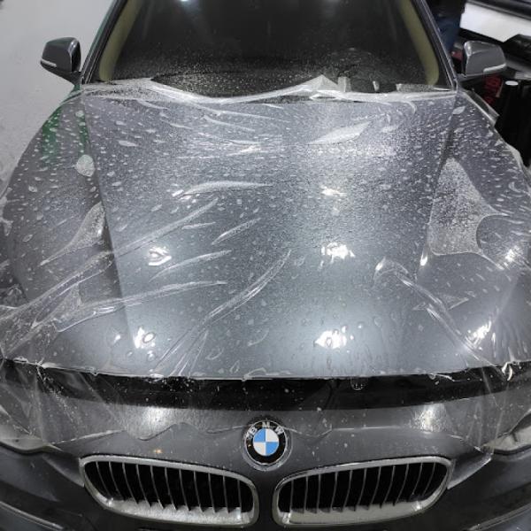Profesyonel PPF Kaplama Merkezi - Otofolyocum fotoğraf 1