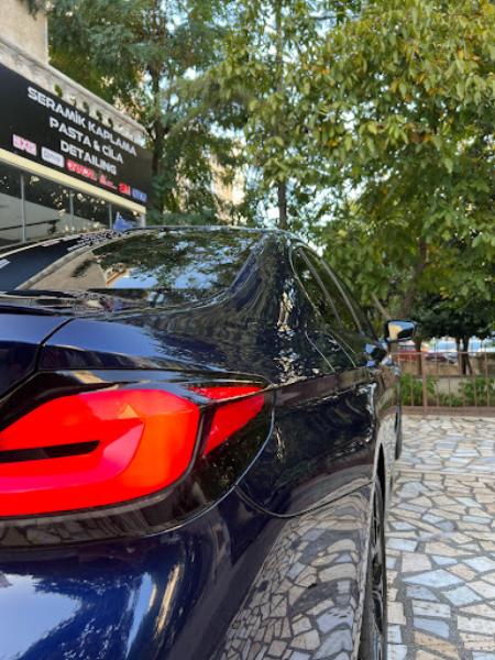 3M Uygulama Merkezi̇ Kadiköy Ufo Garage - 3M Cam Fi̇lmi̇ & 3M Araç Folyo Kaplama & 3M Ppf Kaplama & 3M Serami̇k Kaplama fotoğraf 1